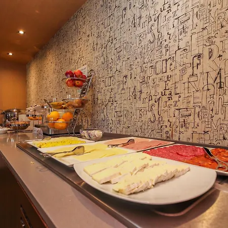 Lauria Hotel