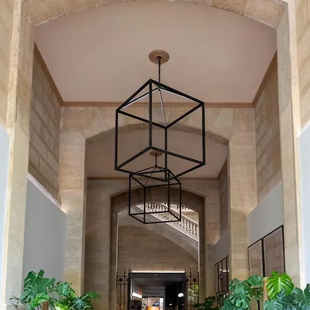 Lauria Hotel