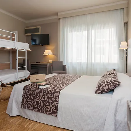 Lauria Hotel 3*