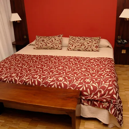 Lauria Hotel
